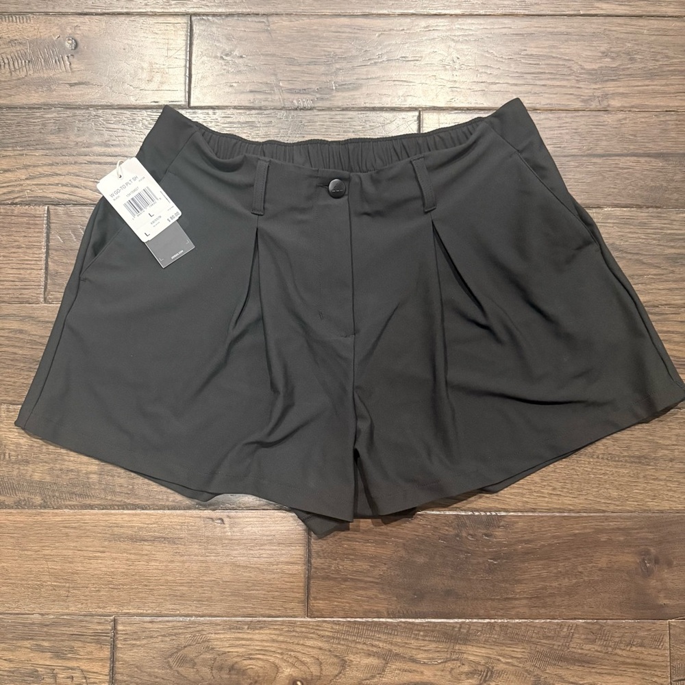 Adidas Women’s Go-To Pleated Golf Shorts L Black NWT MSRP $80